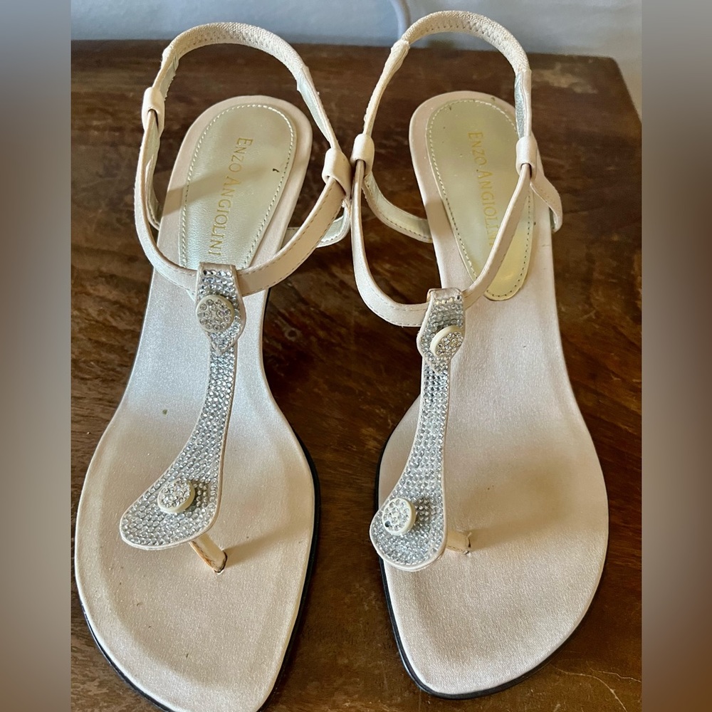 Enzo Angioloni Birkenstock inspired sandals size 7-7.5